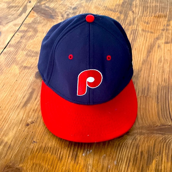 Lot of 5 hats never been worn. Been sitting around my house for a while. - Picture 6 of 6